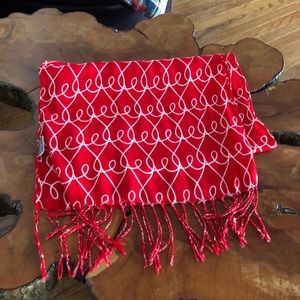 ❤️BOGO❤️ Pretty Heart Scarf
